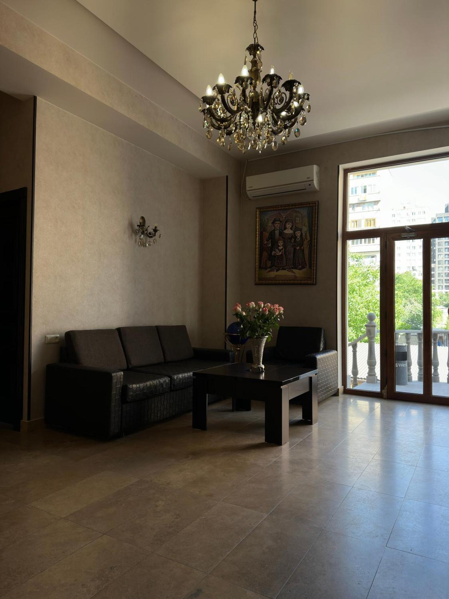 Eridana Hotel Jereván Kültér fotó