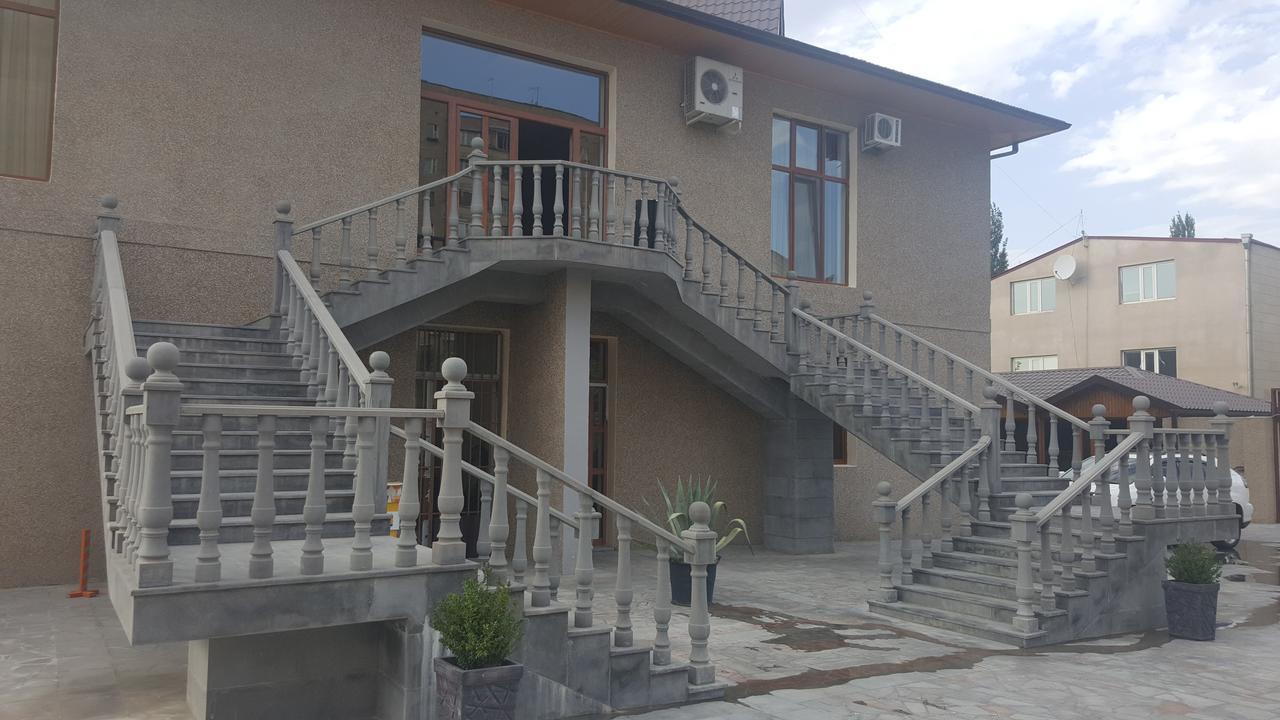Eridana Hotel Jereván Kültér fotó